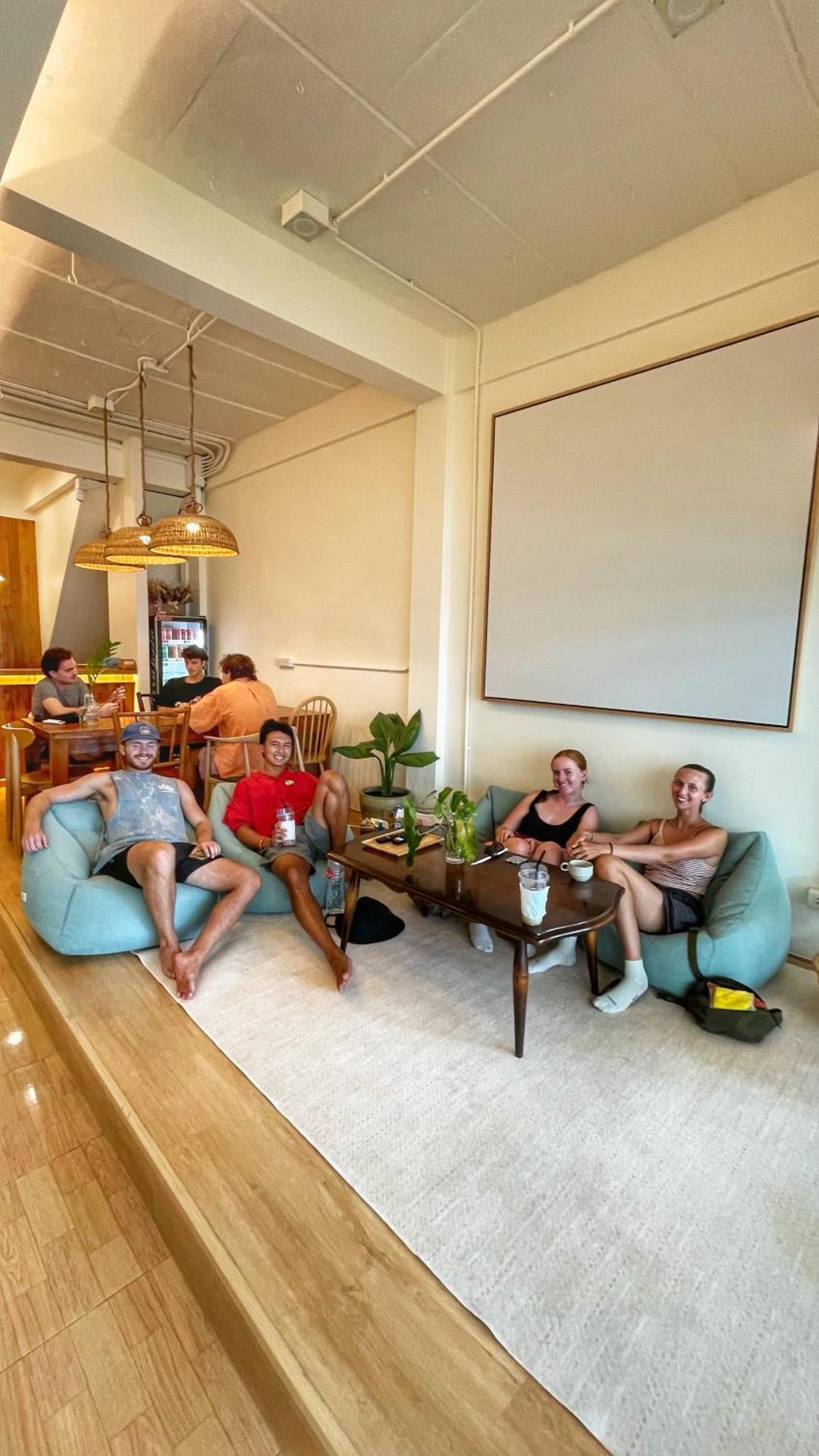 Hostel Purr Phuket Exterior foto
